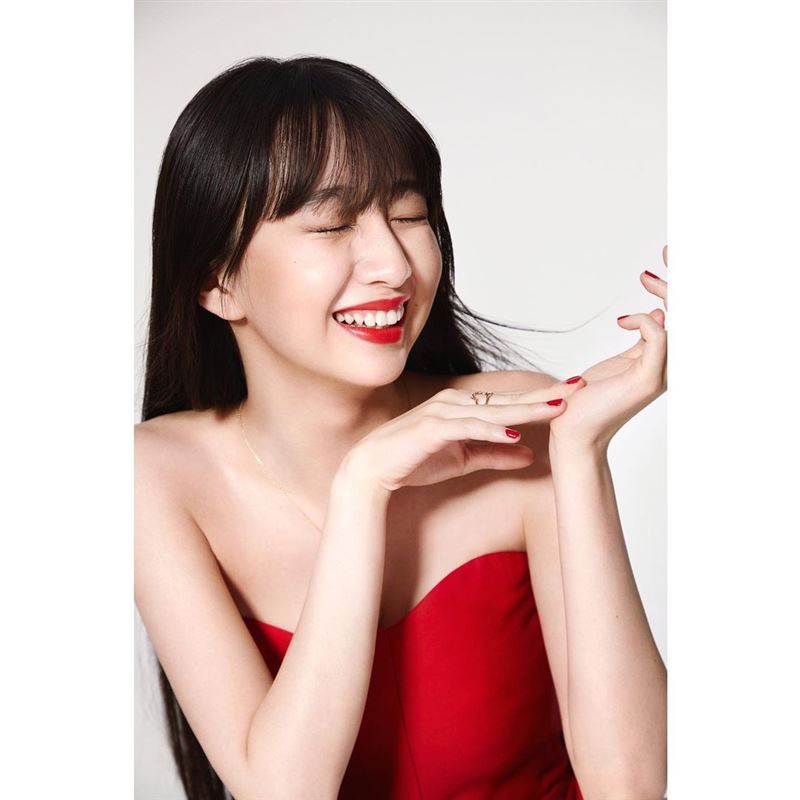 木村拓哉女儿再破尺度！低胸海沟惊艳“不保守了”爸管不住 时尚资讯 图7张
