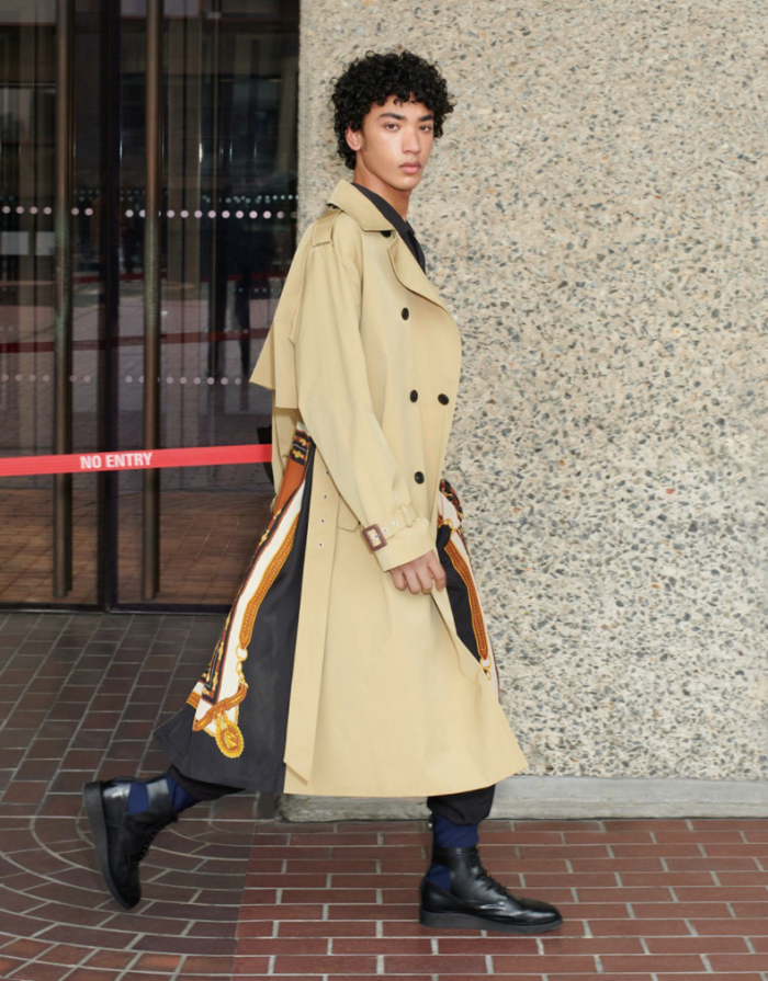 News｜到处是洞的服装设计，日本独立潮牌Toga也和H&M合作了！ 更多热点 图2张