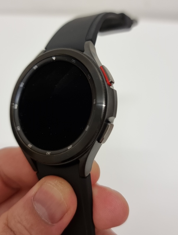 Review I 最“贴心”的健康管家！Samsung Galaxy Watch 4 Classic 提供全方位健康检测功能！ 更多热点 图4张