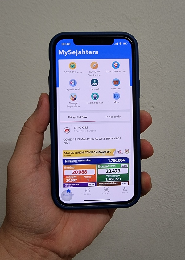 Tips I 完成接种疫苗但没有疫苗证书？教你8个步骤到Helpdesk求助！ 更多热点 图1张