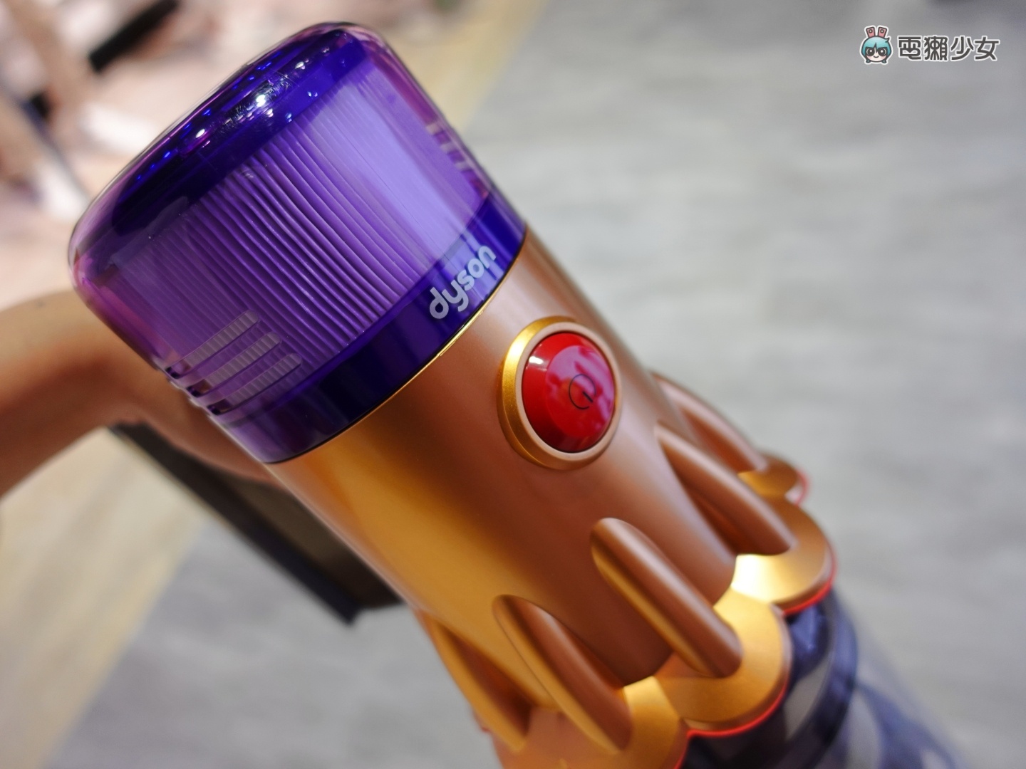 出门｜Dyson V12 Detect Slim 手持吸尘器正式登台！雷射侦测、声学感应及灰尘分类统计 三大功能有感升级！ 数码科技 图15张