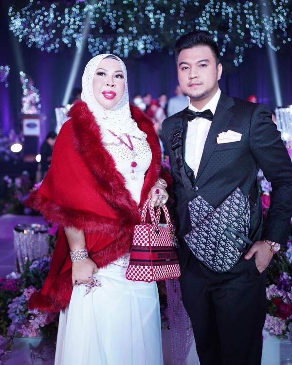 确认50岁“粉红富婆”尚有生育能力！男友计划求婚：要求她进行身体检查 娱乐资讯 图1张