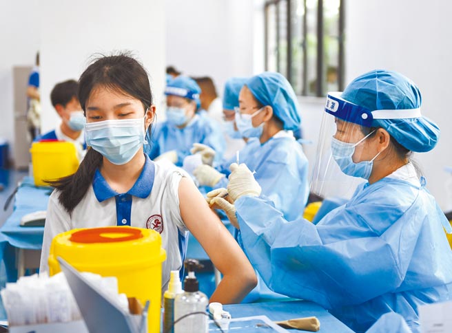 健康 I 砂州先开跑！12至17岁青少年接种疫苗须注意5事项 更多热点 图4张