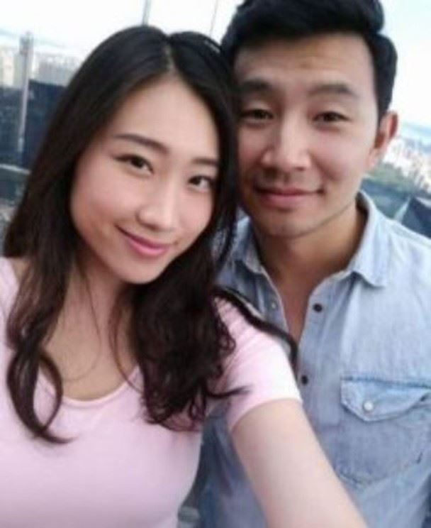 晒猛男照飘同志味“尚气”刘思慕韩裔女友曝光！身材超火辣 时尚资讯 图5张