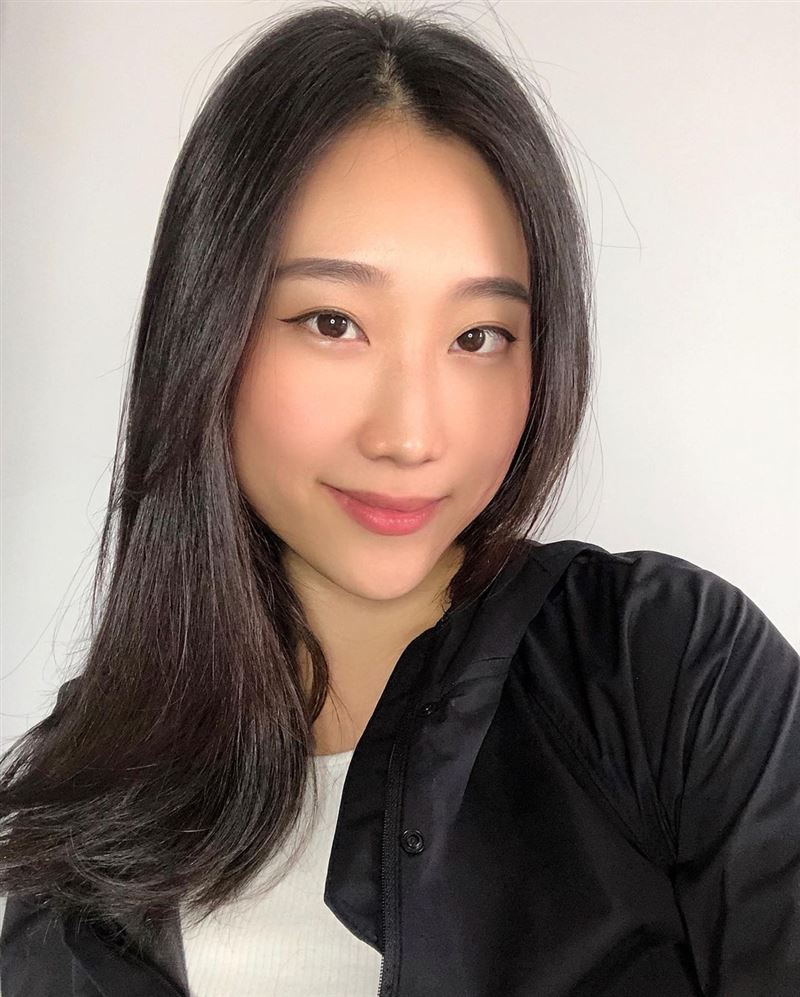 晒猛男照飘同志味“尚气”刘思慕韩裔女友曝光！身材超火辣 时尚资讯 图6张