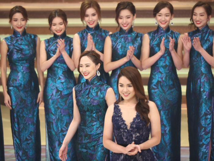 Style｜化身女战士、 黑白女神，香港小姐比赛换足5套服装超诚意！ 更多热点 图9张