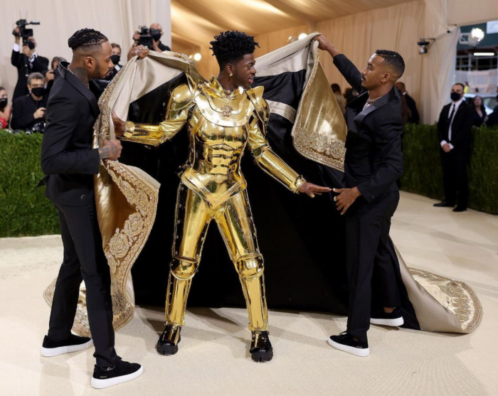 Style｜最狂时尚红毯Met Gala！马头、金色圣斗士、超大帽子都来了！ 更多热点 图6张