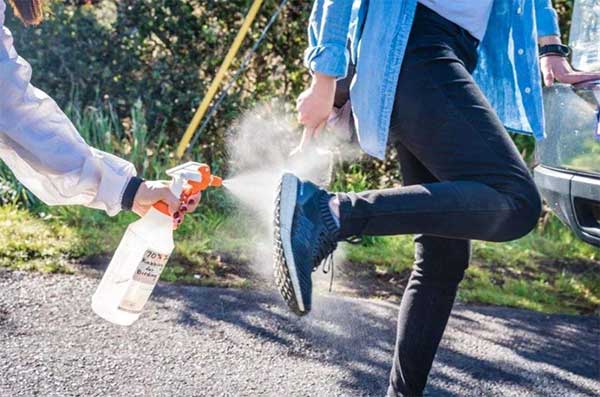 Tips I 如何定义“过度消毒”？7种行为反而加速细菌传播 更多热点 图2张