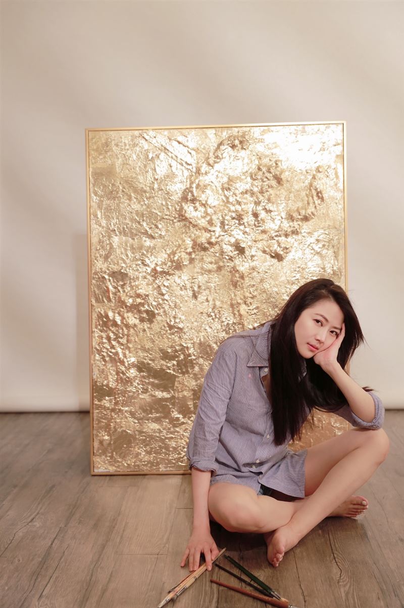 “台版全智贤”女星改名原尹锌办画展　国际大咖争相收藏！ 时尚资讯 图1张