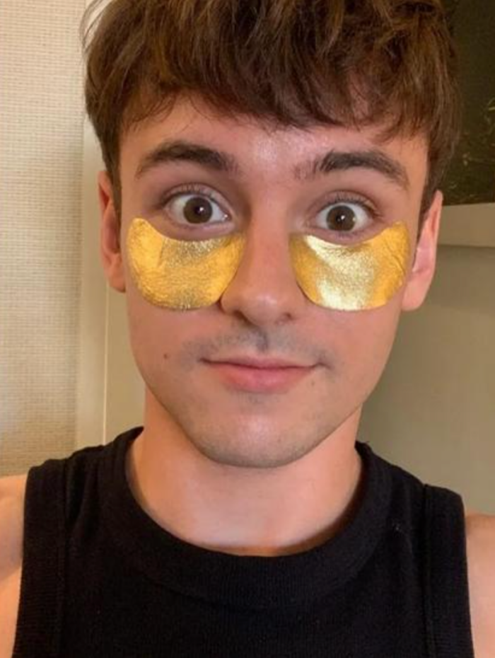 Style｜Tom Daley去到Met Gala还在打毛线？穿Moschino亮相红毯！ 更多热点 图5张