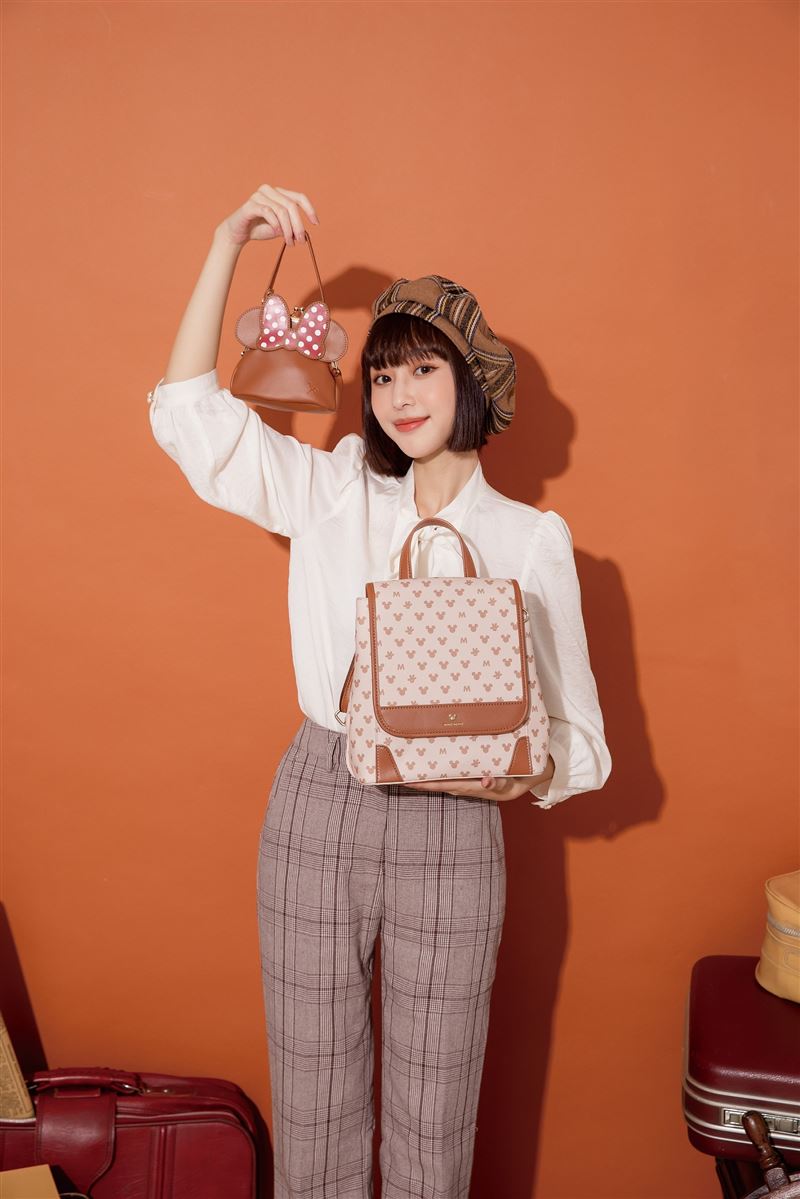 秋季百搭包款！“焦糖奶茶色”最中女孩心　珍奶兔兔萌到翻 时尚资讯 图6张