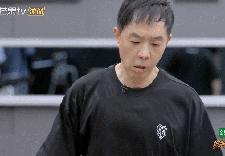 黄贯中跳舞像装了假肢！ 网笑翻：人类与四肢战斗的现场 娱乐资讯 图6张
