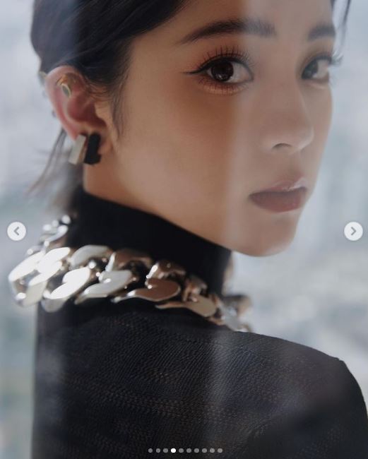 撇发福打脸酸民！欧阳娜娜暴瘦现身　火辣晒出“罕见部位” 时尚资讯 图2张