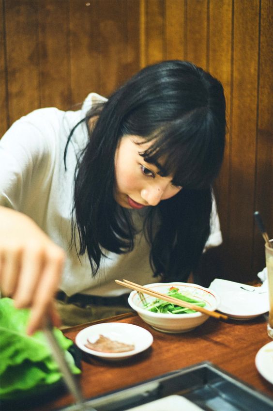 心理学 I 8种进食习惯隐藏着你性格，挑食者都希望拥有稳定关系？ 更多热点 图5张
