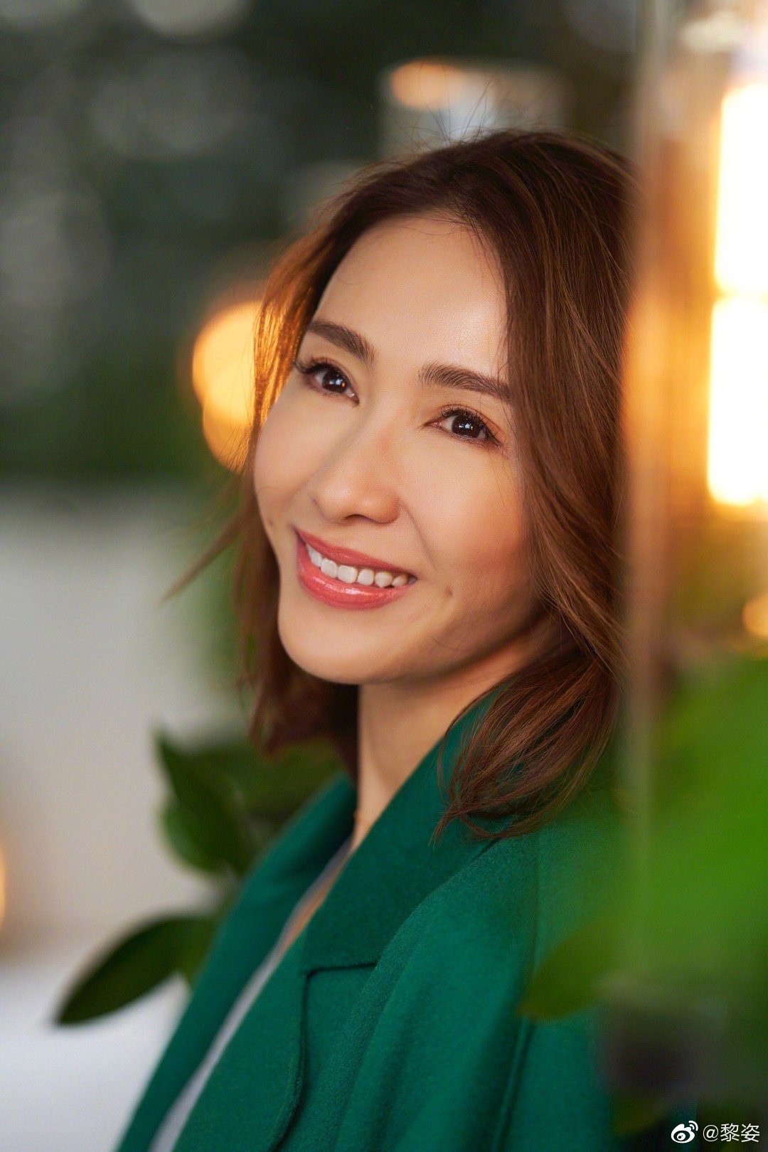 身家上亿...黎姿带女儿挤地铁！ 网惊讶大赞：好接地气 娱乐资讯 图1张
