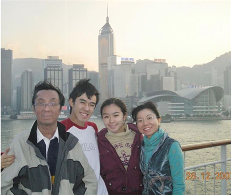 独家／不藏了！麦明诗坦胸“正面解放”完美身材转身网辣晕 时尚资讯 图7张