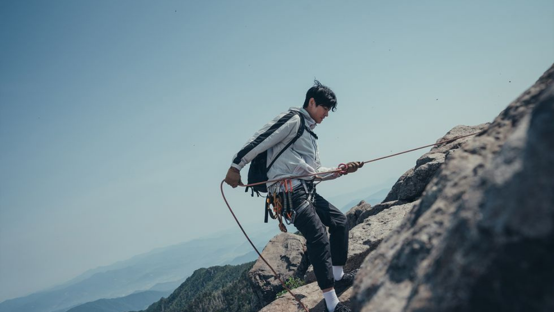 《智异山》太狂了！除了男女主角，连配角都是大咖演技派！ 娱乐资讯 图6张