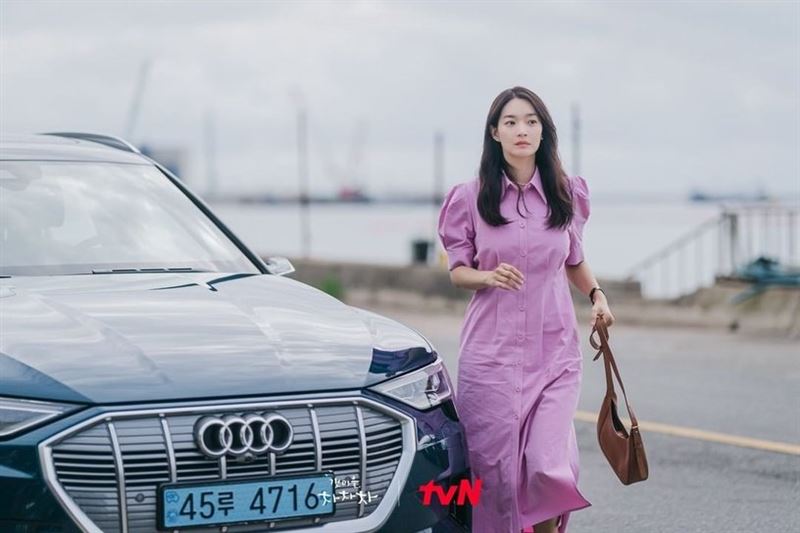 Beauty美人圈／《海岸村恰恰恰》申敏儿职场穿搭重点 时尚资讯 图5张