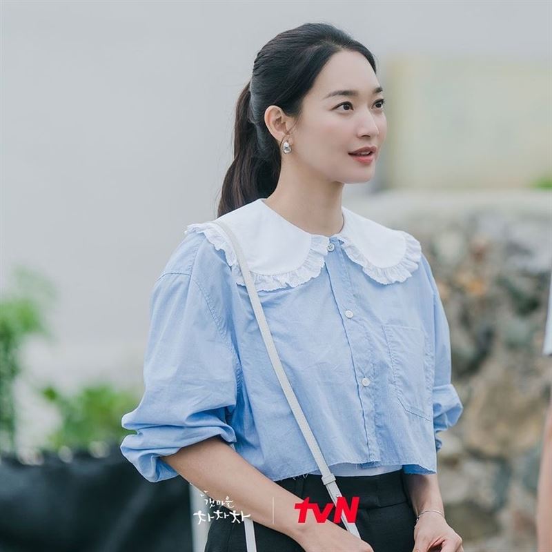 Beauty美人圈／《海岸村恰恰恰》申敏儿职场穿搭重点 时尚资讯 图1张