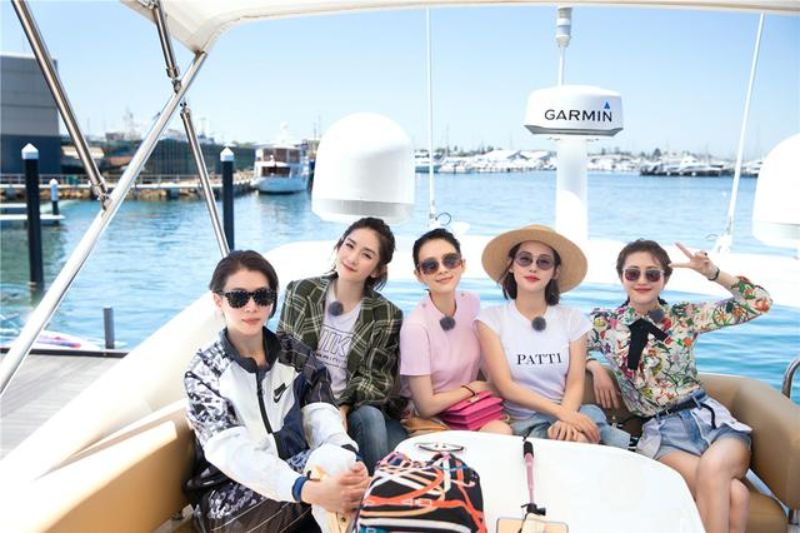 张智霖、袁咏仪、张杰、谢娜聚餐啦！ 两对夫妻的撒糖方式各不相同 娱乐资讯 图1张