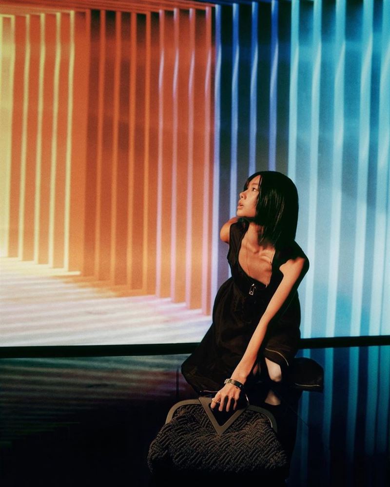 Beauty美人圈／《鱿鱼游戏》郑浩妍穿搭照精品包盘点 时尚资讯 图12张