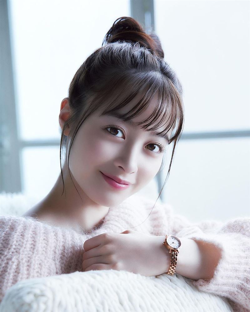 Beauty美人圈／桥本环奈仿妆教学，初恋感妆容这样画 时尚资讯 图4张