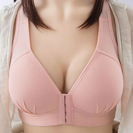 健康 I 世界乳癌觉醒月，探讨乳房5大迷思！常穿胸罩易患乳癌？ 更多热点 图1张
