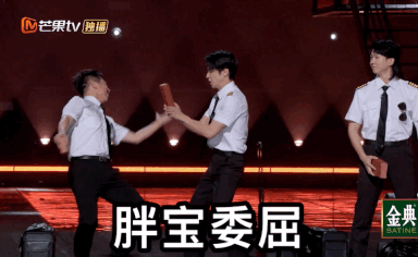 张晋“一枝花”阵营秒变杂技团！不只大跳女团舞、空手劈砖…还“开花”了！ 娱乐资讯 图3张