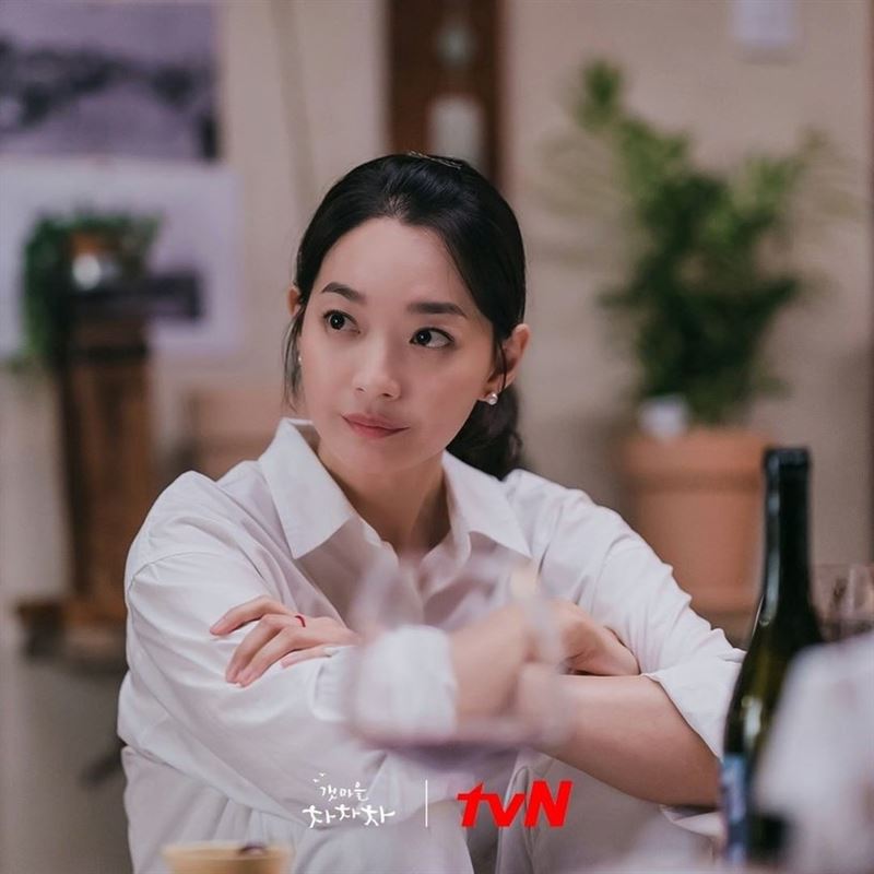 Beauty美人圈／《海岸村恰恰恰》申敏儿职场穿搭重点 时尚资讯 图11张