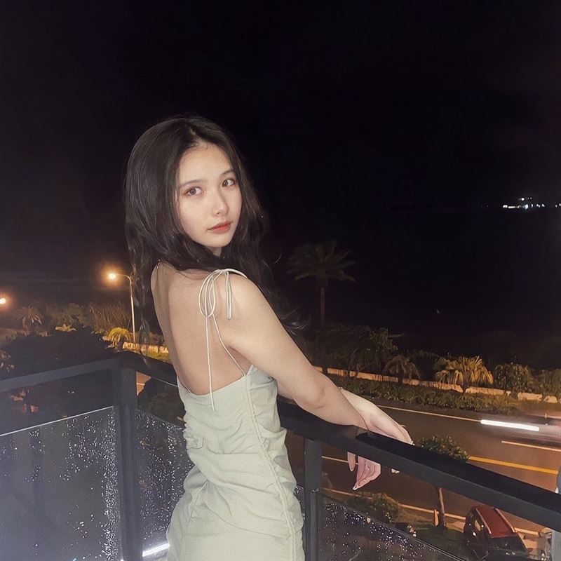 仙女星二代与妈同框！2人如美腿姐妹　网惊叹：腿也太长了 时尚资讯 图3张
