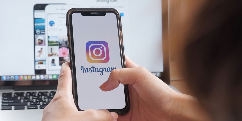 News I 太多假帐号了！Instagram要求用户自拍脸部影片验证才能登入！ 更多热点 图1张