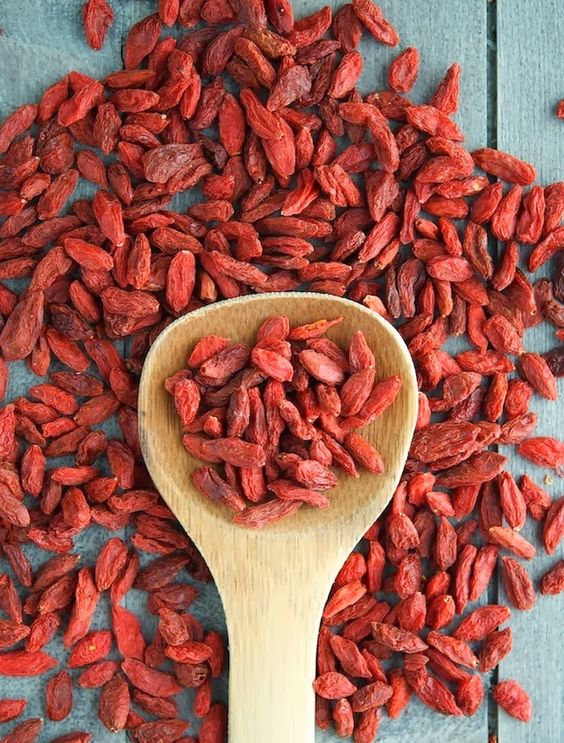 Tips I 眼睛需要“补”！预防近视多吃这7种食物 更多热点 图5张