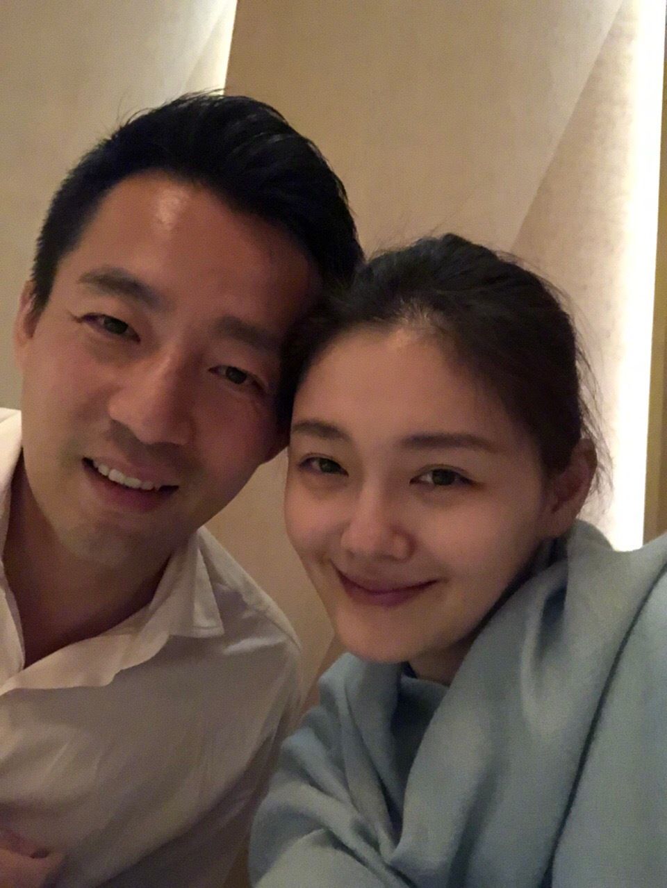 删光与大S有关的内容...汪小菲婚变后首露面！ 全程0笑容 双颊凹陷超憔悴 娱乐资讯 图1张