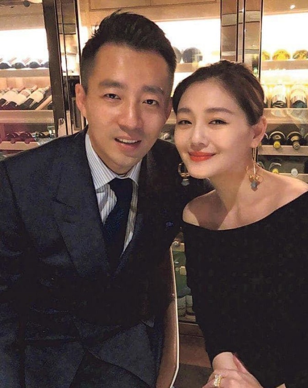 这档节目有魔咒！参加过的“模范夫妻”都闹离婚...只剩他们没事 娱乐资讯 图2张