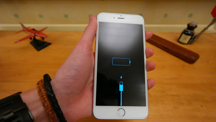 Tips I 不改掉这10个坏习惯，小心你的iPhone很快死翘翘！ 更多热点 图3张