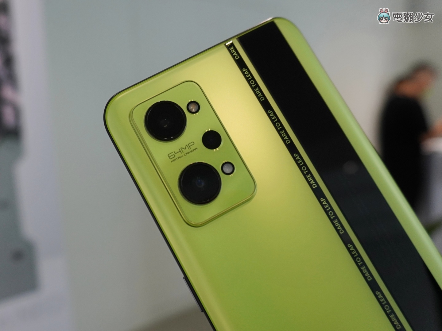 出门｜‘ realme GT Neo2 ’cool 冷旗舰机正式登台，主打超强散热及潮玩设计！同场加映：narzo 50A / 50i 大电量兄弟档 数码科技 图9张