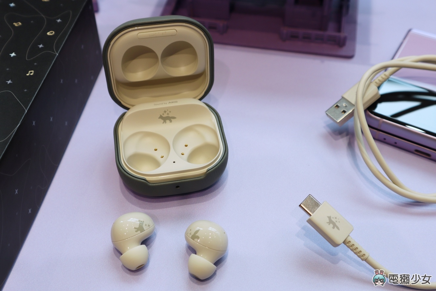 出门｜Samsung 与时尚品牌 Maison Kitsuné 跨界联名！带大家看看 Galaxy Watch4 、 Galaxy Buds2 特别版 数码科技 图7张
