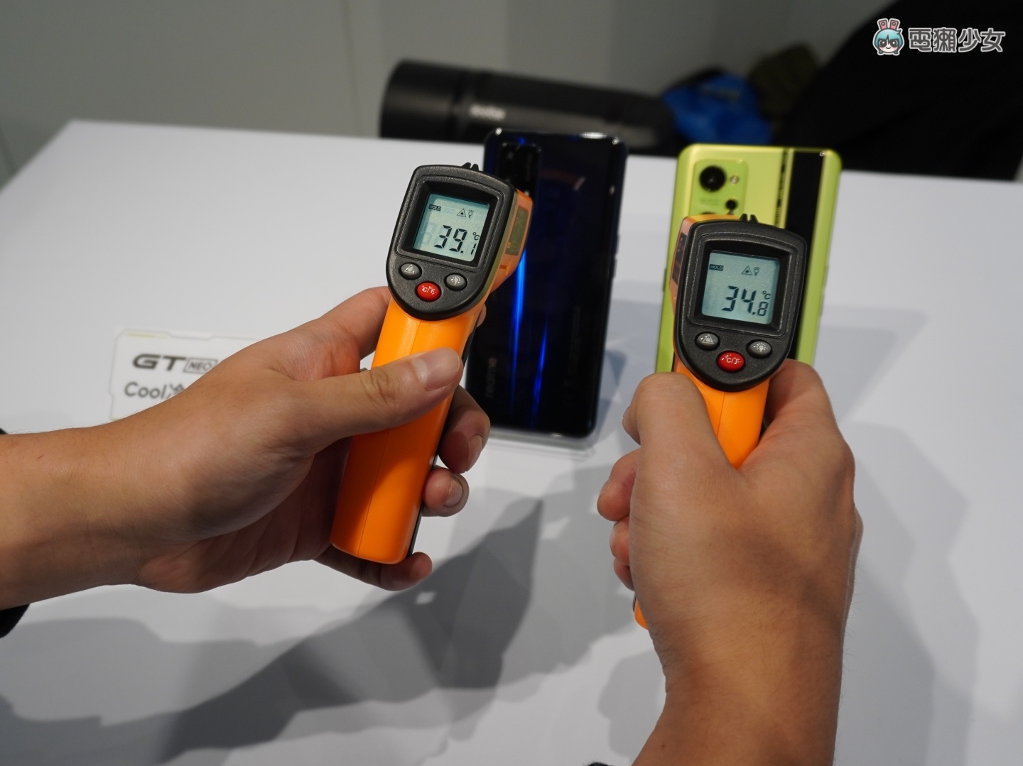出门｜‘ realme GT Neo2 ’cool 冷旗舰机正式登台，主打超强散热及潮玩设计！同场加映：narzo 50A / 50i 大电量兄弟档 数码科技 图8张
