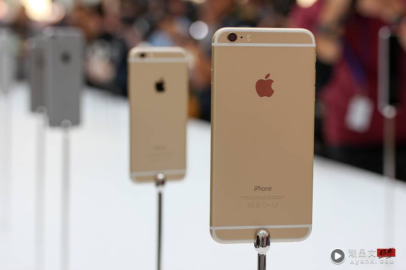 News I 再见了苹果一代神机！iPhone 6 Plus将被列过时产品！ 更多热点 图1张