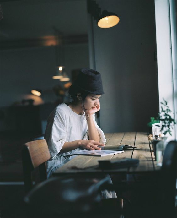 职场 I 裁员遍地的时期，成功熬过失业期的5个办法！ 更多热点 图4张
