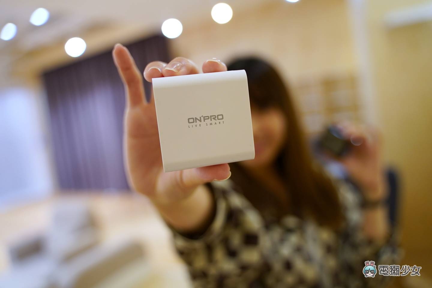 开箱｜长得漂亮的 PD 快充充电头升级版！ONPRO UC-GAN65W 氮化镓 GaN 65W 随身携带充笔电 数码科技 图2张