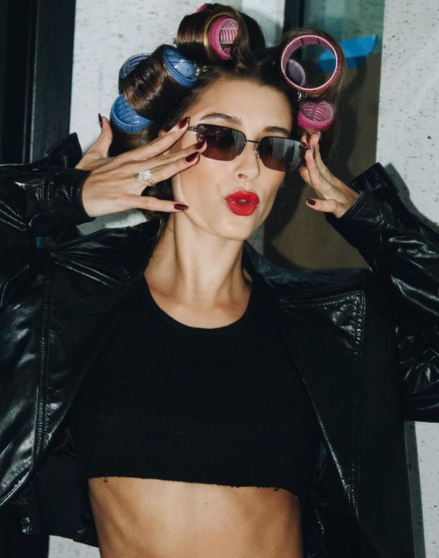 News I Hailey Bieber个人美容品牌“Rhode”即将在2022年登场！ 更多热点 图3张