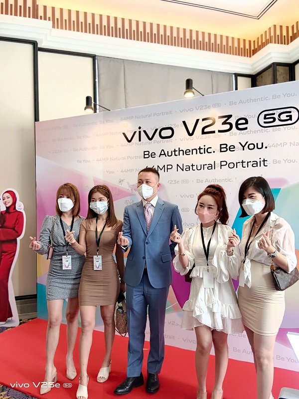 手机 I vivo V23e 正式发布！44MP前置AF高清摄像头+全新升级“自然美颜”模式！ 更多热点 图1张