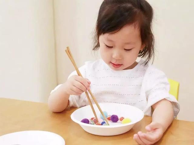 生活 | 用筷子的3大好处！中、日、韩筷子的区别在这！ 更多热点 图4张