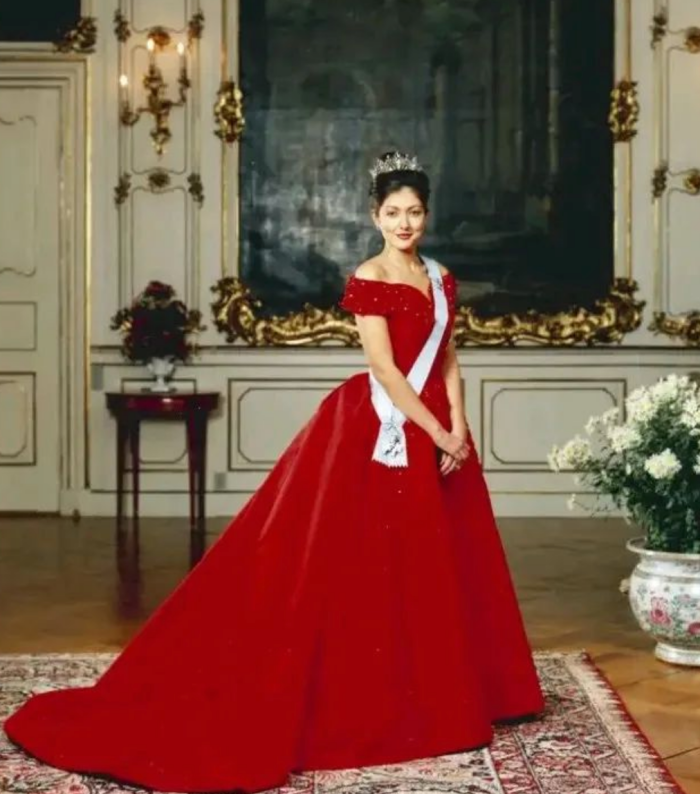 盘点｜首个亚裔王妃结婚十年潇洒离了王子，还获封丹麦女爵！ 更多热点 图3张