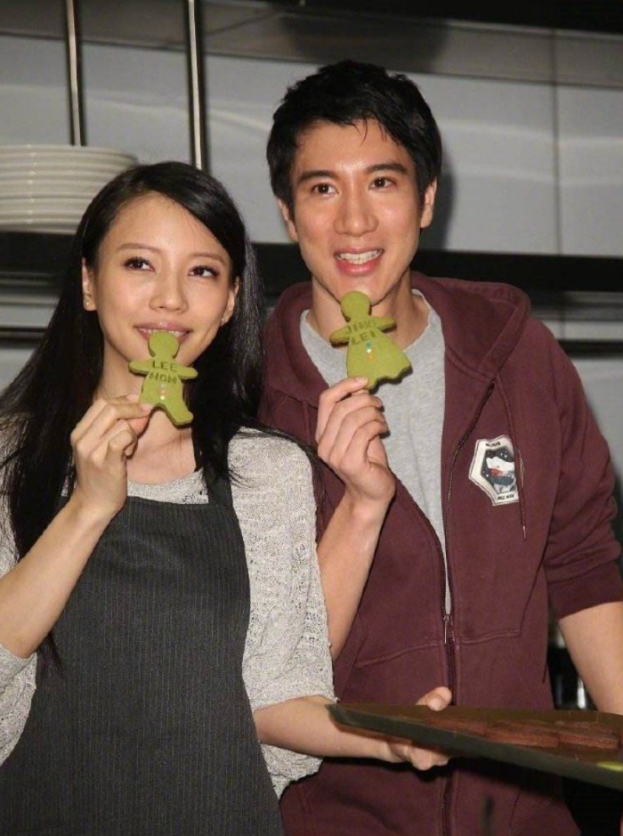 【小编说】有些离婚，是值得被恭喜，为何要负面去看待离婚这件事？（by 兔美子） 更多热点 图1张