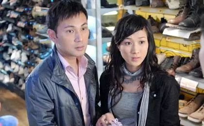 钟嘉欣合体林文龙...掀回忆杀！竟被误认成他女儿！ 娱乐资讯 图1张