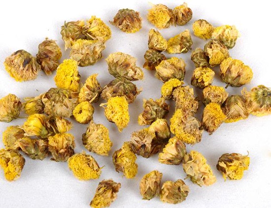 Tips I 上火时要喝菊花茶？不同菊花有不同功效，赌你不懂！ 更多热点 图6张