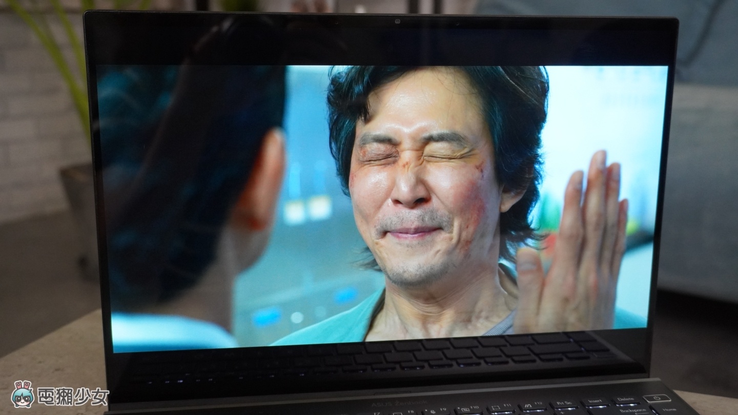 笔电也升级 2.8K 的 16:10 OLED 萤幕‘ Zenbook 14X OLED ’配上 harman/kardon 音响 晚上熬夜狂追剧！ 数码科技 图3张