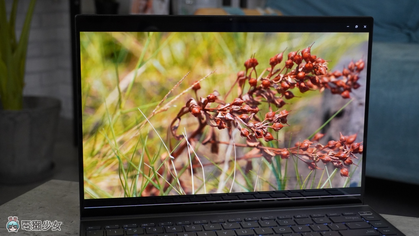 笔电也升级 2.8K 的 16:10 OLED 萤幕‘ Zenbook 14X OLED ’配上 harman/kardon 音响 晚上熬夜狂追剧！ 数码科技 图6张